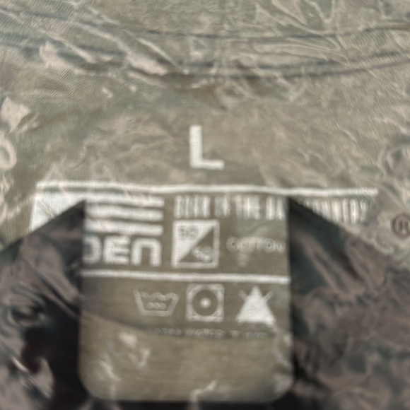 HIDEN OLIVE BLACK LOGO 50/50 BLEND T-SHIRT - Picture 3 of 3